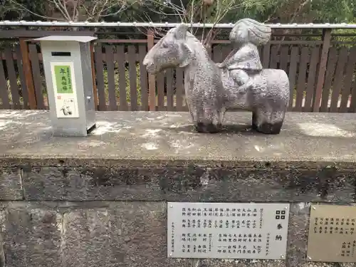 沙沙貴神社の狛犬