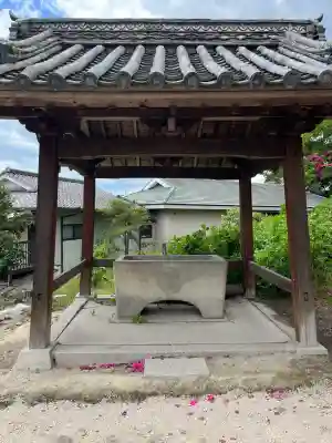 備後護國神社の{uncategorized: "未分類", other: "その他", undefined: "問題あり", building: "その他建物", grave: "お墓", sacred_gate: "鳥居", guardian: "狛犬", statue: "像", buddha: "仏像", history: "歴史", nature: "自然", garden: "庭園", animal: "動物", pagoda: "塔", temizu: "手水舎", mountain_gate: "山門・神門", sanctuary: "本殿・本堂", subordinate: "末社・摂社", art: "芸術", scenery: "景色", jizo: "地蔵", ema: "絵馬", goshuin: "御朱印", omikuji: "おみくじ", items: "授与品その他", amulet: "お守り", goshuincho: "御朱印帳", eats: "食事", festival: "お祭り", votive_dance: "神楽", shichigosan: "七五三参", wedding: "結婚式", experience: "体験その他", initially: "初詣", around: "周辺", anti_infection: "感染症対策"}