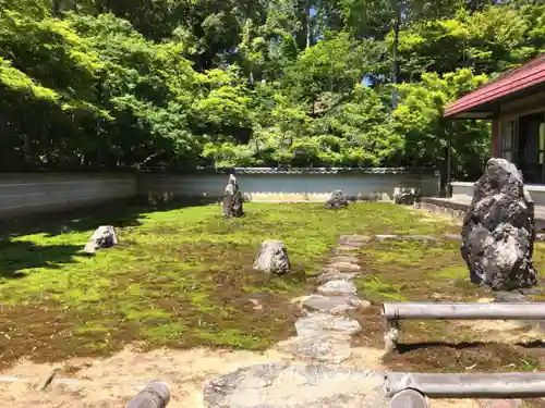 真長寺の庭園