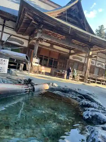 中尊寺の本殿・本堂