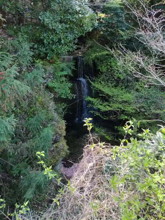 滝谷弁財天(滝谷弁財天堂)(三重県)