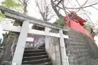 御殿稲荷神社の鳥居