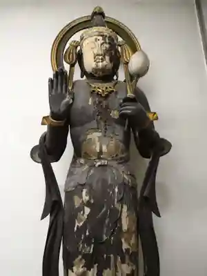 弥勒寺の仏像
