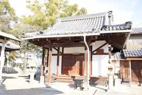 日羅寺の本殿・本堂