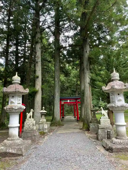 岡谷稲荷神社のその他建物