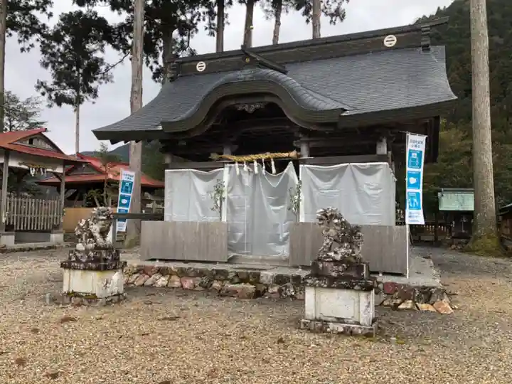 山國神社の本殿・本堂