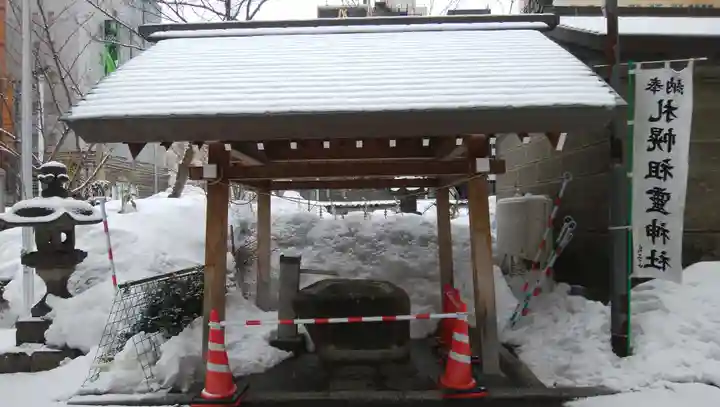 札幌祖霊神社の手水舎