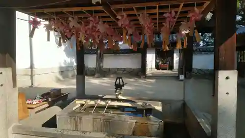 白鳥神社の手水舎