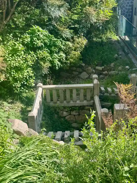 安居神社の{uncategorized: "未分類", other: "その他", undefined: "問題あり", building: "その他建物", grave: "お墓", sacred_gate: "鳥居", guardian: "狛犬", statue: "像", buddha: "仏像", history: "歴史", nature: "自然", garden: "庭園", animal: "動物", pagoda: "塔", temizu: "手水舎", mountain_gate: "山門・神門", sanctuary: "本殿・本堂", subordinate: "末社・摂社", art: "芸術", scenery: "景色", jizo: "地蔵", ema: "絵馬", goshuin: "御朱印", omikuji: "おみくじ", items: "授与品その他", amulet: "お守り", goshuincho: "御朱印帳", eats: "食事", festival: "お祭り", votive_dance: "神楽", shichigosan: "七五三参", wedding: "結婚式", experience: "体験その他", initially: "初詣", around: "周辺", anti_infection: "感染症対策"}