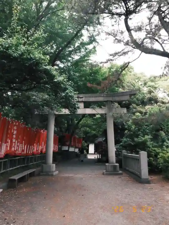 平塚八幡宮の{uncategorized: "未分類", other: "その他", undefined: "問題あり", building: "その他建物", grave: "お墓", sacred_gate: "鳥居", guardian: "狛犬", statue: "像", buddha: "仏像", history: "歴史", nature: "自然", garden: "庭園", animal: "動物", pagoda: "塔", temizu: "手水舎", mountain_gate: "山門・神門", sanctuary: "本殿・本堂", subordinate: "末社・摂社", art: "芸術", scenery: "景色", jizo: "地蔵", ema: "絵馬", goshuin: "御朱印", omikuji: "おみくじ", items: "授与品その他", amulet: "お守り", goshuincho: "御朱印帳", eats: "食事", festival: "お祭り", votive_dance: "神楽", shichigosan: "七五三参", wedding: "結婚式", experience: "体験その他", initially: "初詣", around: "周辺", anti_infection: "感染症対策"}
