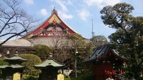 浅草寺の本殿