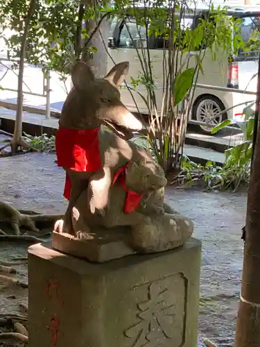 若松稲荷神社の狛犬