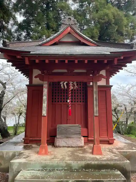 厳島神社 谷弁財天の{uncategorized: "未分類", other: "その他", undefined: "問題あり", building: "その他建物", grave: "お墓", sacred_gate: "鳥居", guardian: "狛犬", statue: "像", buddha: "仏像", history: "歴史", nature: "自然", garden: "庭園", animal: "動物", pagoda: "塔", temizu: "手水舎", mountain_gate: "山門・神門", sanctuary: "本殿・本堂", subordinate: "末社・摂社", art: "芸術", scenery: "景色", jizo: "地蔵", ema: "絵馬", goshuin: "御朱印", omikuji: "おみくじ", items: "授与品その他", amulet: "お守り", goshuincho: "御朱印帳", eats: "食事", festival: "お祭り", votive_dance: "神楽", shichigosan: "七五三参", wedding: "結婚式", experience: "体験その他", initially: "初詣", around: "周辺", anti_infection: "感染症対策"}