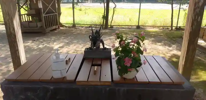 素鵞神社の手水舎