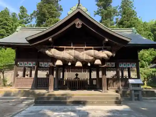 揖夜神社の本殿