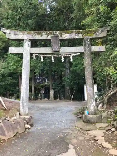 瀧川神社の鳥居