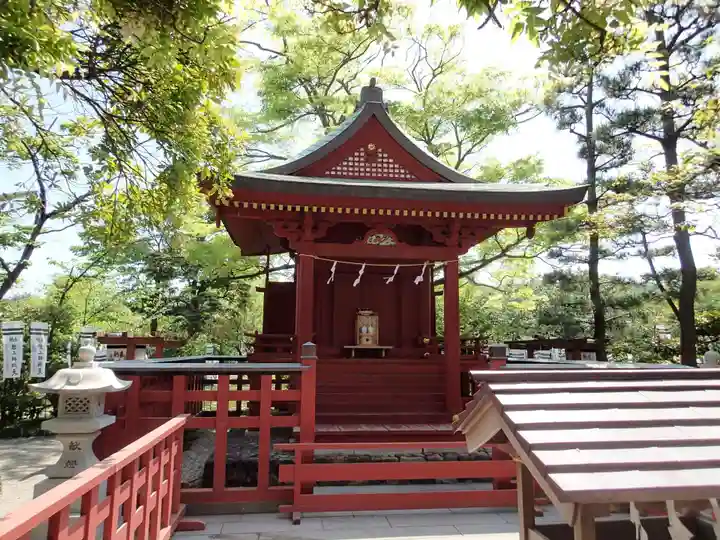 鶴岡八幡宮の末社・摂社