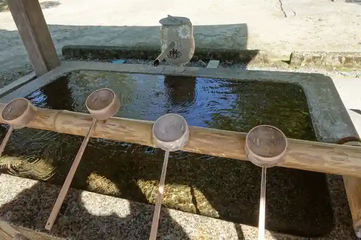 大谷本廟の手水舎