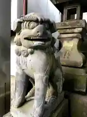 尺間神社の狛犬