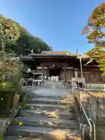 甲山寺の本殿・本堂