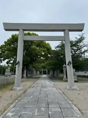 白山神社（二子町）の{uncategorized: "未分類", other: "その他", undefined: "問題あり", building: "その他建物", grave: "お墓", sacred_gate: "鳥居", guardian: "狛犬", statue: "像", buddha: "仏像", history: "歴史", nature: "自然", garden: "庭園", animal: "動物", pagoda: "塔", temizu: "手水舎", mountain_gate: "山門・神門", sanctuary: "本殿・本堂", subordinate: "末社・摂社", art: "芸術", scenery: "景色", jizo: "地蔵", ema: "絵馬", goshuin: "御朱印", omikuji: "おみくじ", items: "授与品その他", amulet: "お守り", goshuincho: "御朱印帳", eats: "食事", festival: "お祭り", votive_dance: "神楽", shichigosan: "七五三参", wedding: "結婚式", experience: "体験その他", initially: "初詣", around: "周辺", anti_infection: "感染症対策"}
