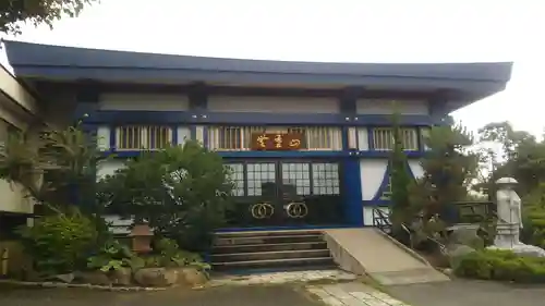 西光寺の本殿・本堂