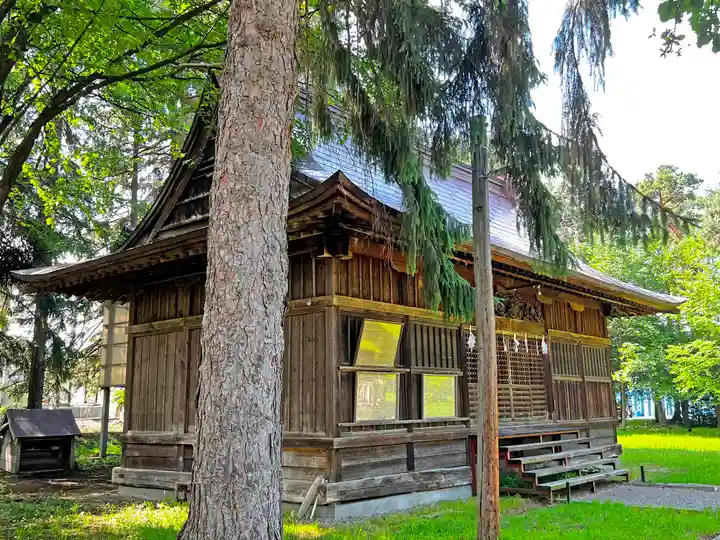 東川神社の本殿・本堂