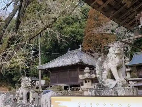 六條八幡宮の狛犬