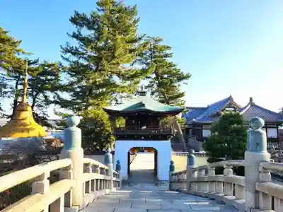 善通寺の山門・神門