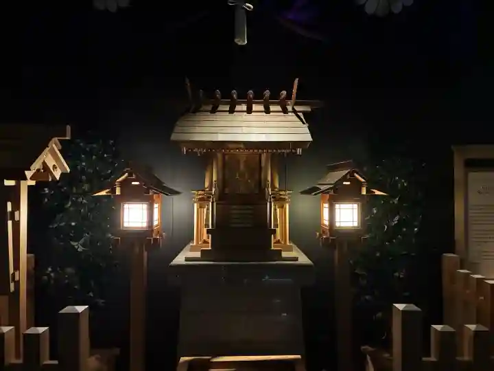 タワー大神宮の{uncategorized: "未分類", other: "その他", undefined: "問題あり", building: "その他建物", grave: "お墓", sacred_gate: "鳥居", guardian: "狛犬", statue: "像", buddha: "仏像", history: "歴史", nature: "自然", garden: "庭園", animal: "動物", pagoda: "塔", temizu: "手水舎", mountain_gate: "山門・神門", sanctuary: "本殿・本堂", subordinate: "末社・摂社", art: "芸術", scenery: "景色", jizo: "地蔵", ema: "絵馬", goshuin: "御朱印", omikuji: "おみくじ", items: "授与品その他", amulet: "お守り", goshuincho: "御朱印帳", eats: "食事", festival: "お祭り", votive_dance: "神楽", shichigosan: "七五三参", wedding: "結婚式", experience: "体験その他", initially: "初詣", around: "周辺", anti_infection: "感染症対策"}
