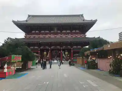 浅草寺の山門・神門