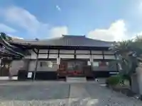 来応寺の本殿・本堂