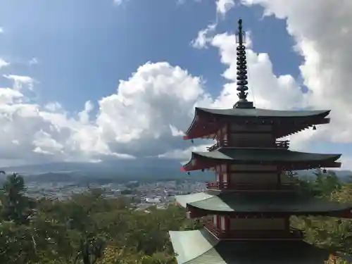 新倉富士浅間神社の景色