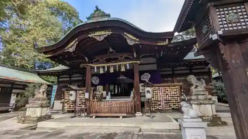 岡崎神社の本殿・本堂