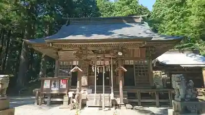 熱日高彦神社の本殿・本堂