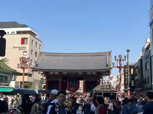 浅草寺の山門・神門