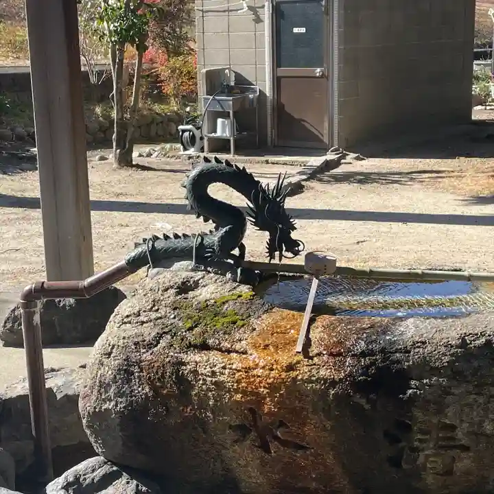 高牟神社(瀬古)の手水舎