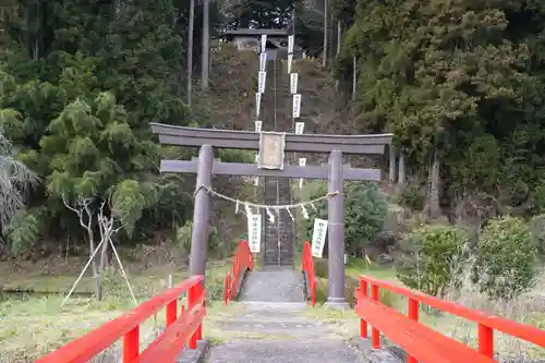 坪沼八幡神社の鳥居