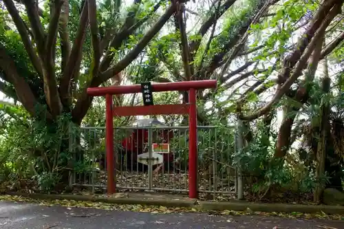 白蛇神社の鳥居