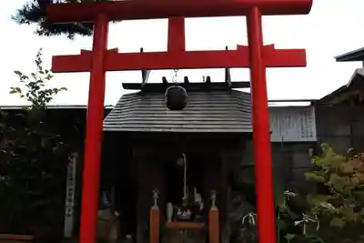 御嶽山神社の末社・摂社