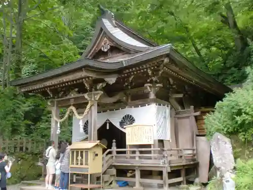 戸隠神社九頭龍社の本殿