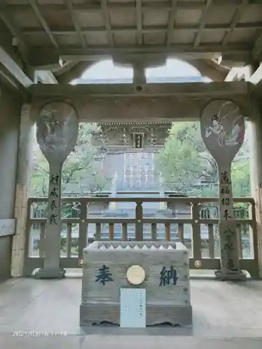 江島神社の本殿・本堂