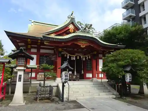 東神奈川熊野神社の本殿・本堂