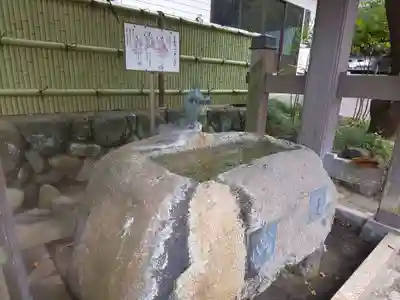 小動神社の手水舎