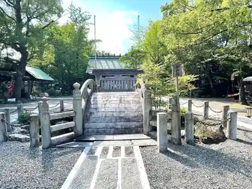 若宮神明社の庭園