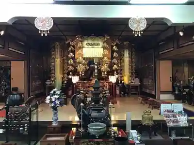 法弘寺の本殿・本堂