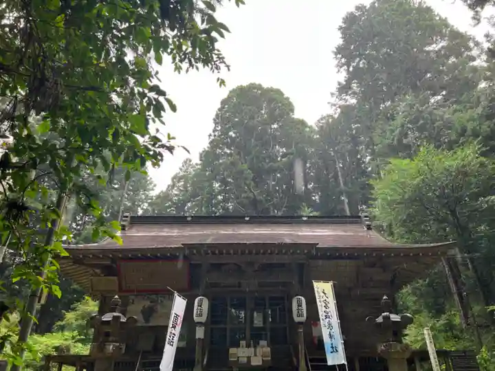 大宮温泉神社の本殿・本堂