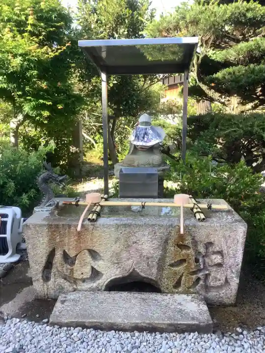 善光寺東海別院(祖父江善光寺)の手水舎