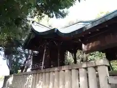 裳咋神社（目比）の本殿