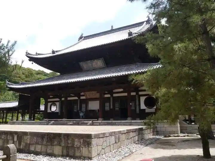 萬福寺の本殿・本堂